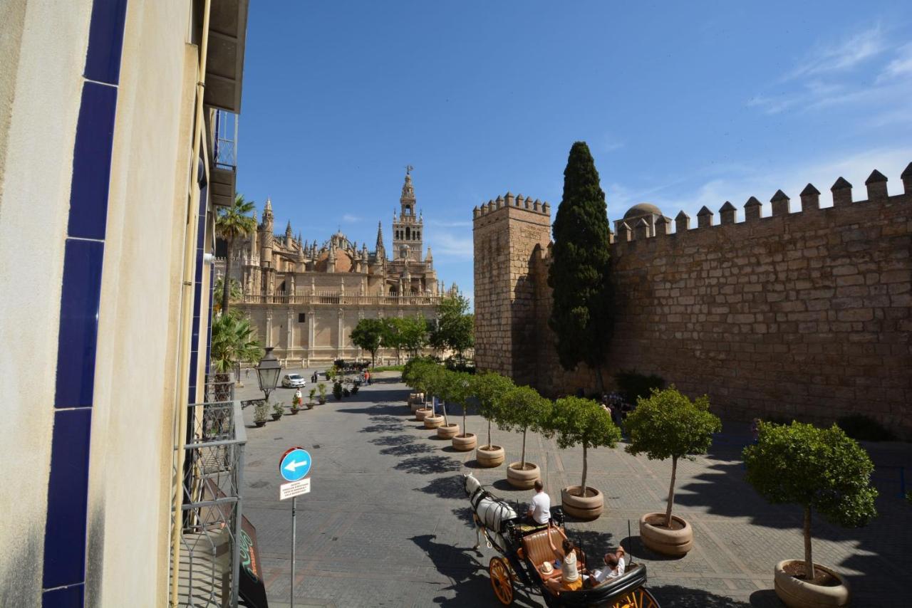 Luxury Apartment With Views To Alcazar, Cathedral And Giralda. Sevilha Exterior foto