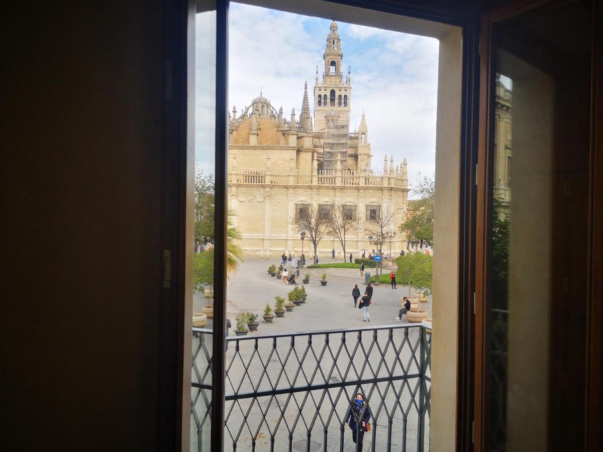 Luxury Apartment With Views To Alcazar, Cathedral And Giralda. Sevilha Exterior foto